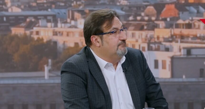 Aris Movsesijan: Srbija ne napreduje ka EU dok institucije ćute pred krizom