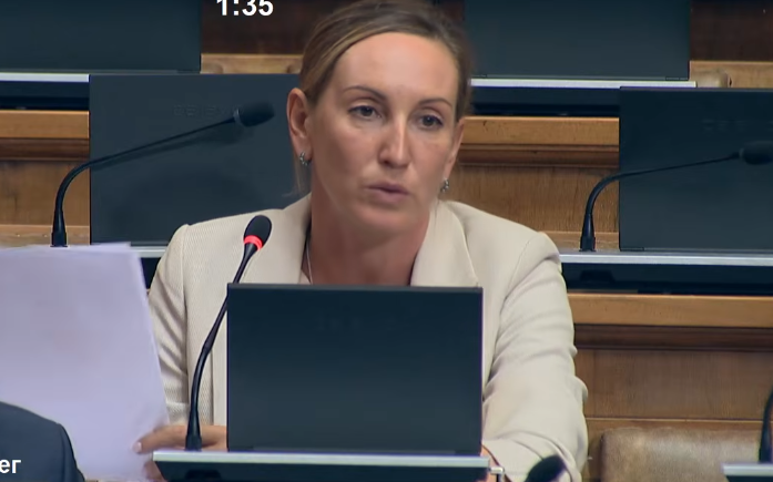 Anna Oreg: Država ne sme da privileguje institucije prema tome kojoj verskoj zajednici pripadaju